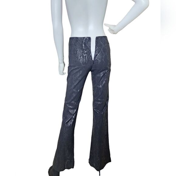 BeBe   - Picture 9 of 15